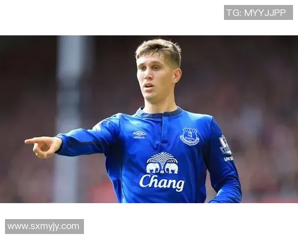 马丁内斯的传奇旅程：从新星崛起到世界足球舞台的璀璨之星