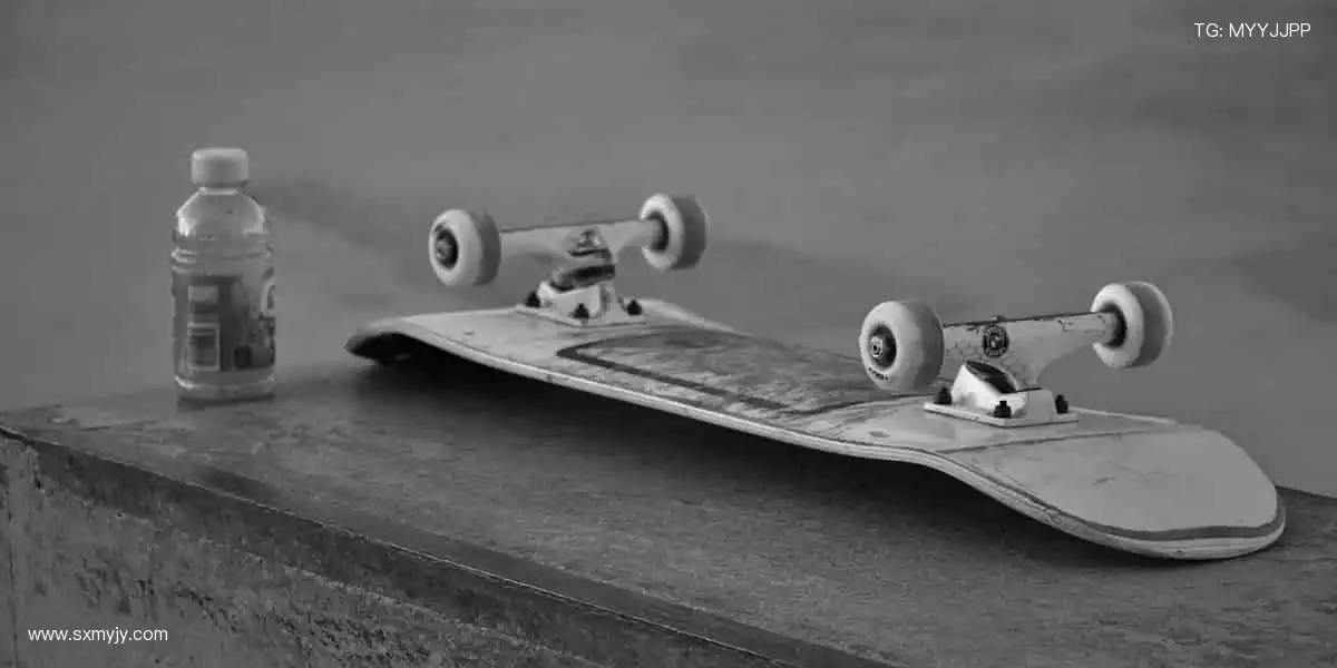 ⚽️ 绿茵激战，等你来见证奇迹！